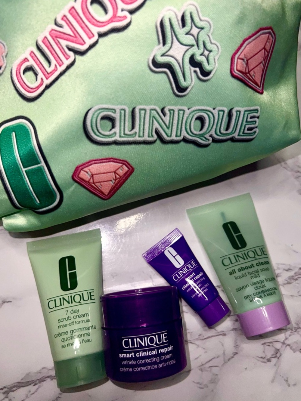 Clinique 5pc NEW Travel Size Skincare Set with Limited Edition Green Pouch